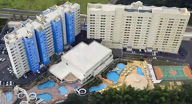 ÁGUAS TERMAIS NATURAIS PISCINAS QUENTES 24 HORAS GRÁTIS Acesso aos Parques  Aquáticos do Golden Dolphin Grand Hotel do Supreme e do Express Ideal para  Família e Casais Resorts em Caldas Novas, Caldas